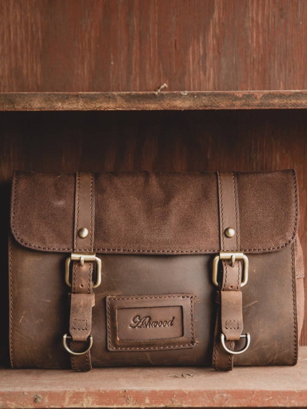 ASHWOOD - Men's Hanging Travel/Gym/Toiletry Bag - Genuine Leather and Canvas
